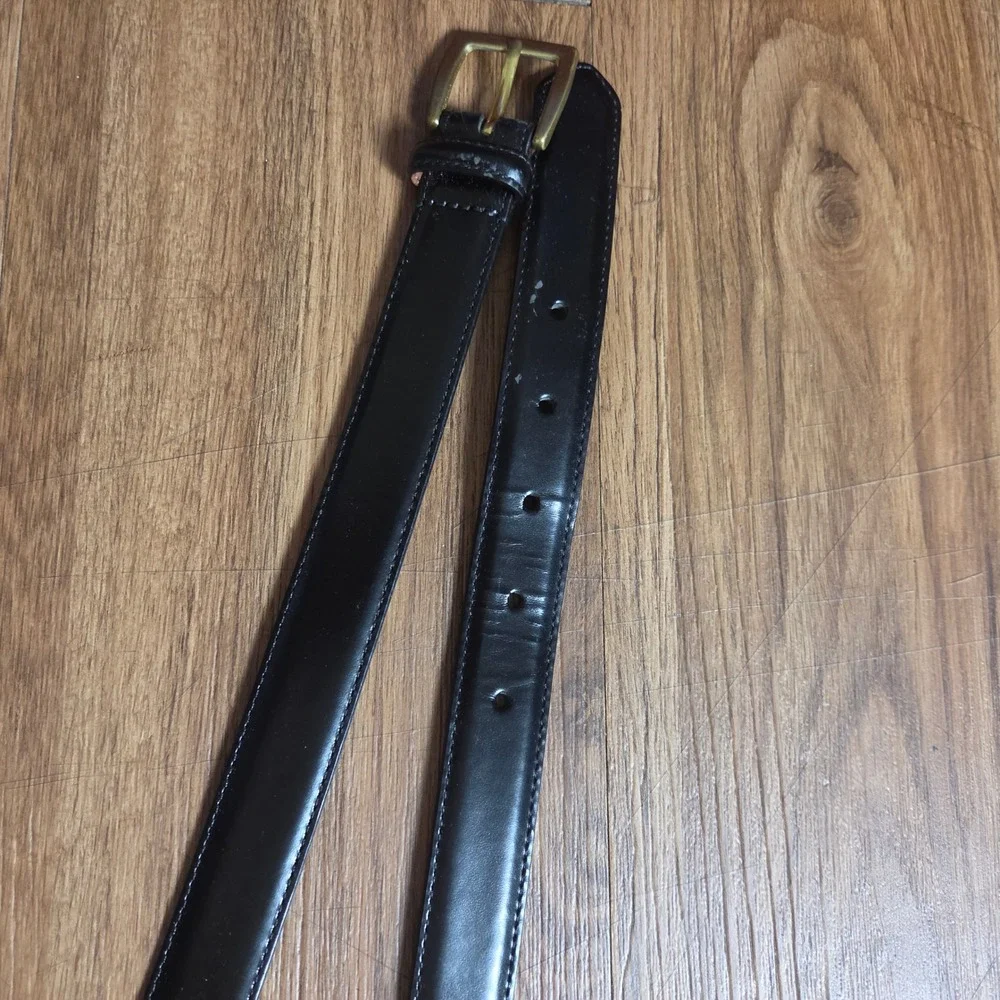 Coach Polished Cowhide Leather Belt 36 Handcrafted Solid Brass Buckle Minimalist